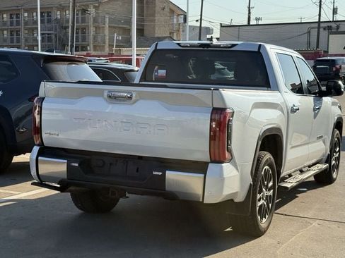 Used 2024 Toyota Tundra Limited AWD/4WD image 4