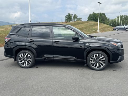 New 2026 Subaru Forester Touring AWD/4WD image 2