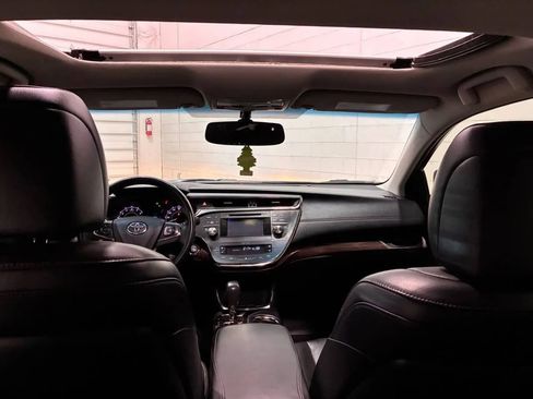 Used 2014 Toyota Avalon XLE Touring image 33