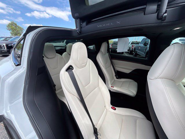 Used 2023 Tesla Model X AWD/4WD image 9