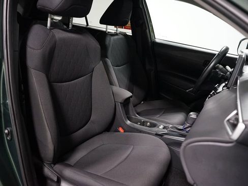 Certified 2024 Toyota Corolla Cross LE FWD image 27
