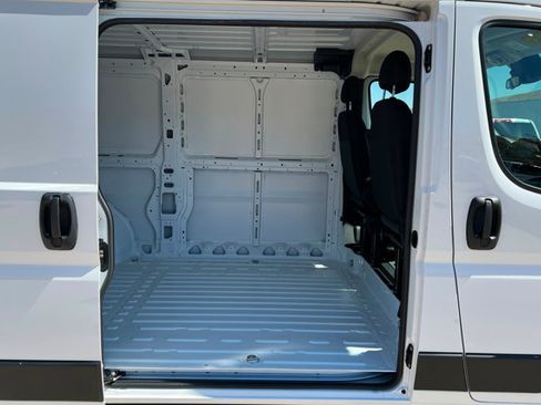 New 2026 RAM ProMaster 2500 FWD image 18