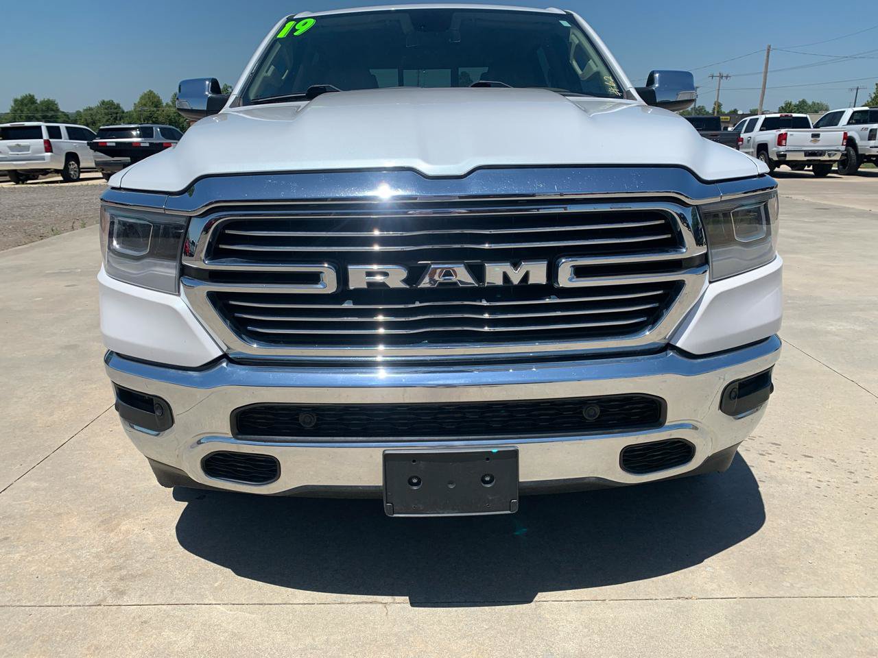 Used 2019 RAM 1500 Laramie AWD/4WD image 7