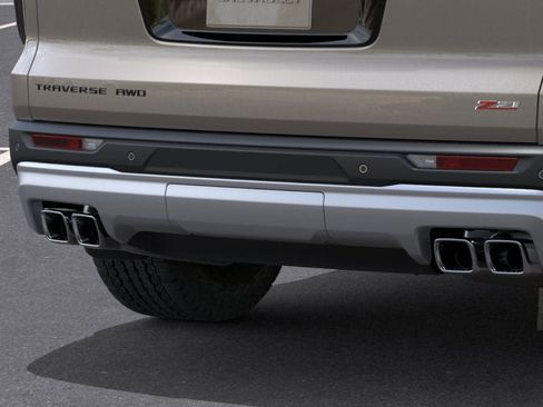 New 2026 Chevrolet Traverse Z71 w/ LPO, Floor Liner Package image 14