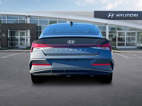 New 2025 Hyundai Elantra Sport image 6