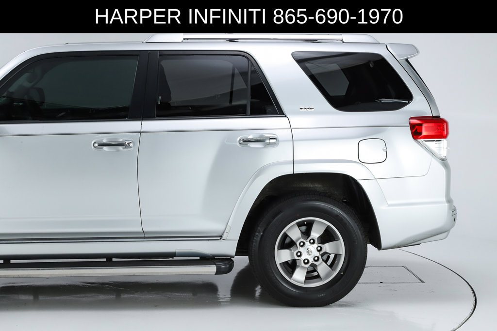 Used 2011 Toyota 4Runner SR5 w/ Convenience Pkg AWD/4WD image 4