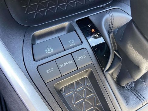 Used 2025 Toyota RAV4 LE image 25