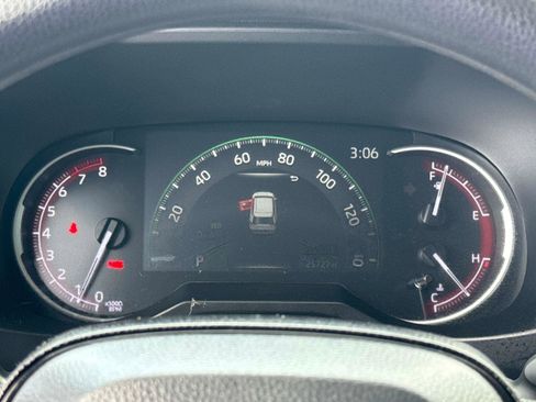 Used 2023 Toyota RAV4 LE FWD image 28