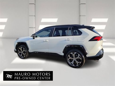 Used 2022 Toyota RAV4 XSE image 5