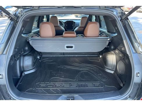 Used 2025 Subaru Forester Touring image 17