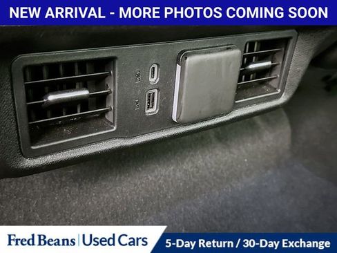 Used 2025 Chevrolet Silverado 1500 LT image 26