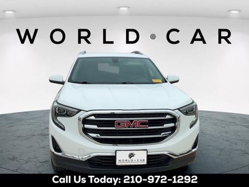 Used 2019 GMC Terrain SLT AWD/4WD image 2