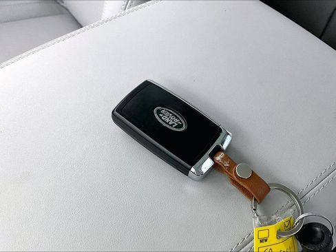 Used 2025 Land Rover Defender 110 S AWD/4WD image 12