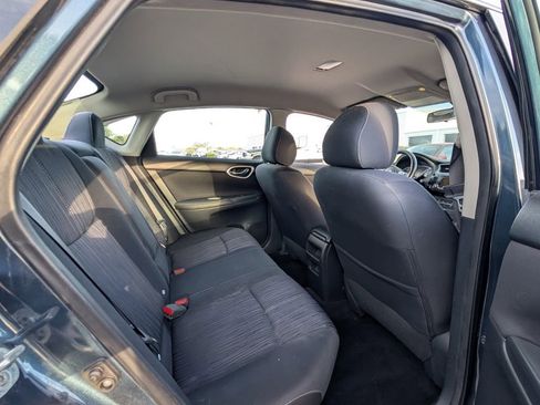 Used 2016 Nissan Sentra SV FWD image 16