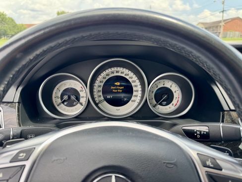 Used 2016 Mercedes-Benz E 350 4MATIC Sedan image 26