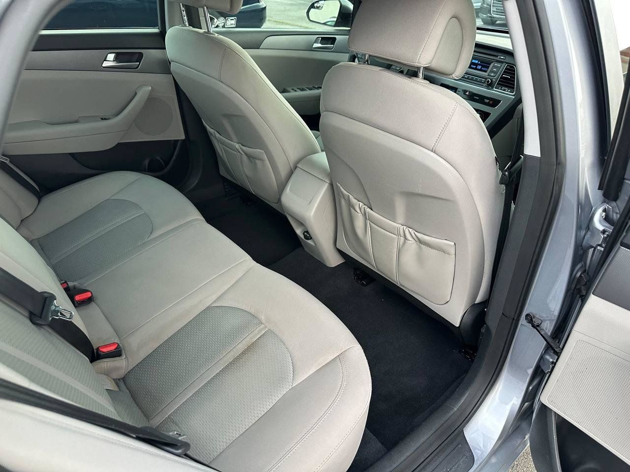 Used 2015 Hyundai Sonata SE FWD image 32