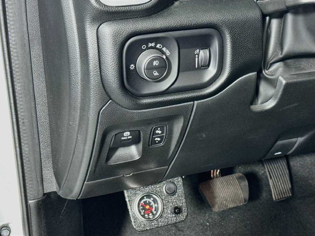 Used 2022 RAM 1500 Big Horn AWD/4WD image 10