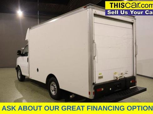 Used 2017 Chevrolet Express 3500 image 5