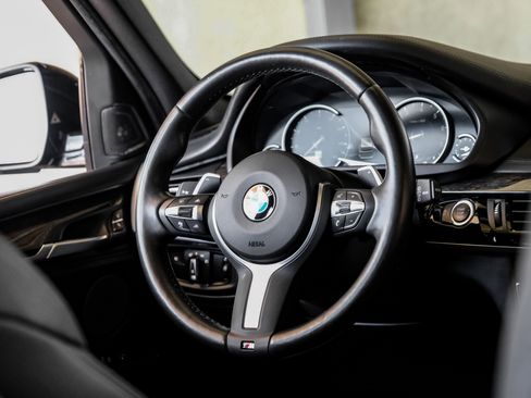 Used 2018 BMW X5 xDrive50i image 13