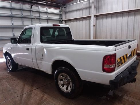 Used 2010 Ford Ranger XL image 2