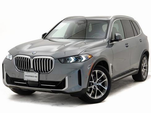 Used 2025 BMW X5 xDrive40i w/ Climate Comfort Package image 1