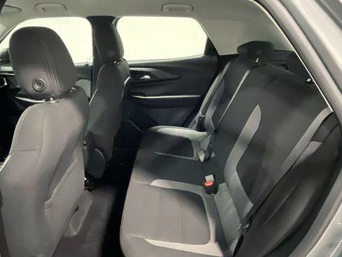 Used 2023 Chevrolet TrailBlazer LS FWD image 15