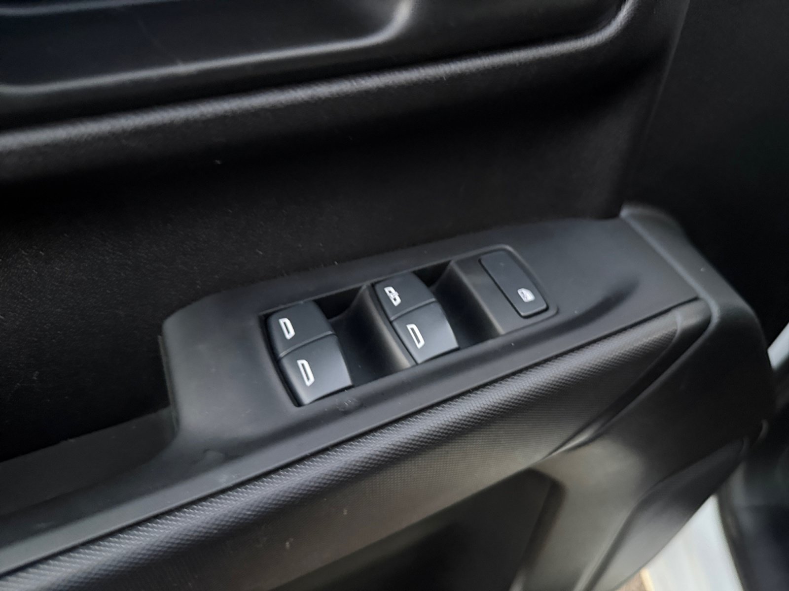Used 2025 Chevrolet Silverado 1500 W/T w/ Trailering Package RWD image 17