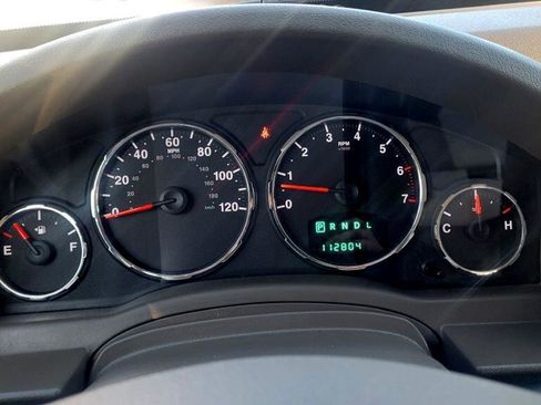 Used 2008 Jeep Liberty Sport image 16