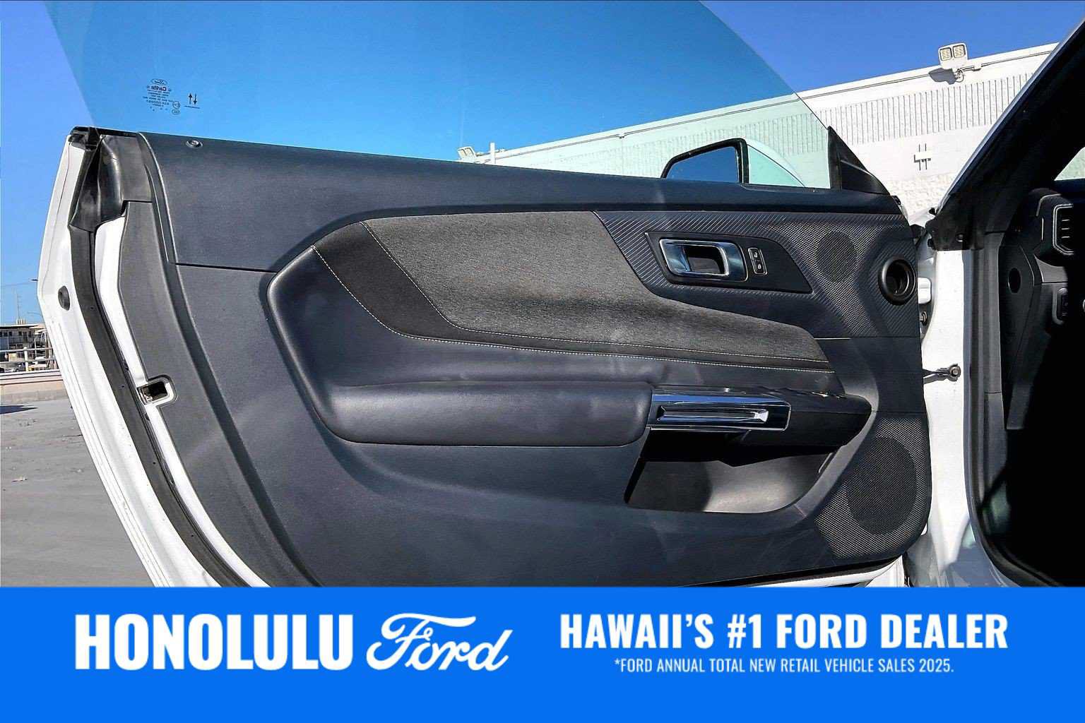 Used 2024 Ford Mustang Convertible RWD image 26