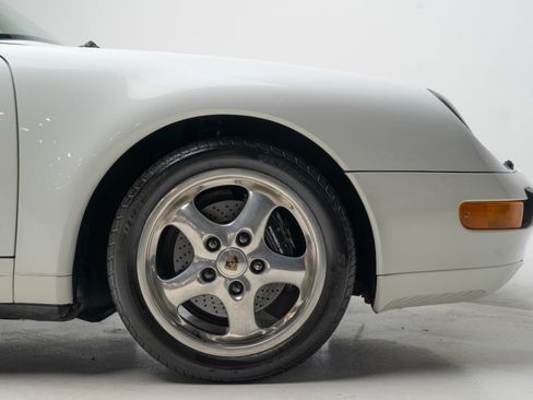 Used 1995 Porsche 911 Carrera RWD image 16
