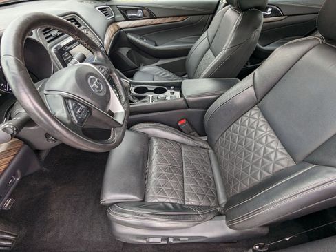 Used 2017 Nissan Maxima Platinum w/ Medallion Package image 5