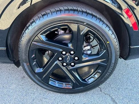 Used 2024 Chevrolet Equinox EV RS image 12