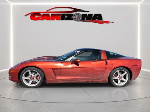 Used 2005 Chevrolet Corvette Coupe w/ Preferred Equipment Group RWD image 10