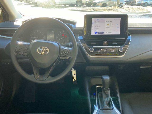 Used 2024 Toyota Corolla LE FWD image 8