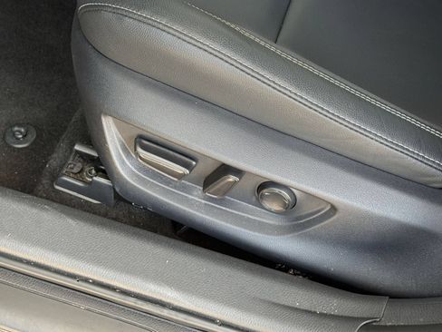 Used 2026 Toyota Camry SE FWD image 22