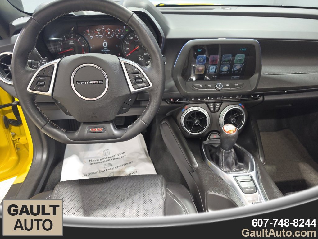 Used 2016 Chevrolet Camaro SS RWD image 5