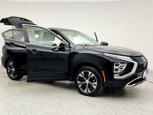 Used 2022 Mitsubishi Eclipse Cross SE image 10