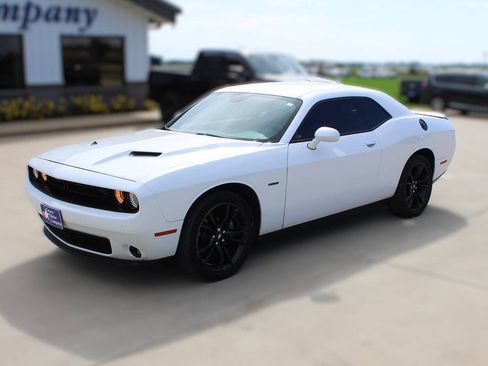 Used 2018 Dodge Challenger R/T w/ Blacktop Package RWD image 1