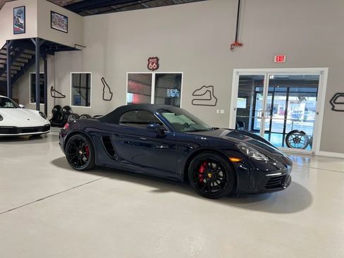 Used 2018 Porsche 718 Boxster S image 63