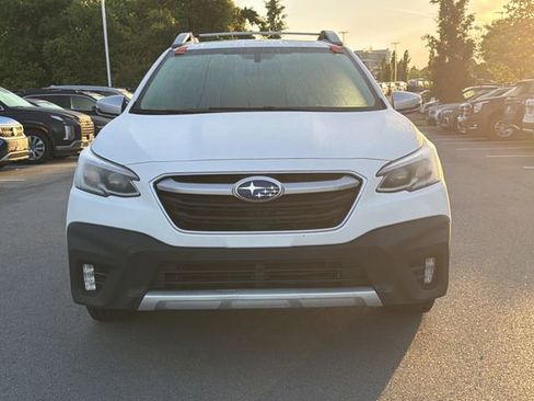Used 2021 Subaru Outback Touring XT AWD/4WD image 8
