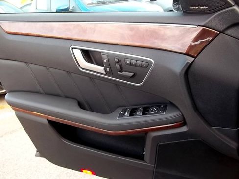 Used 2012 Mercedes-Benz E 350 4MATIC Sedan image 14