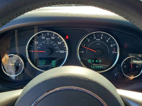 Used 2018 Jeep Wrangler Unlimited Sahara AWD/4WD image 23