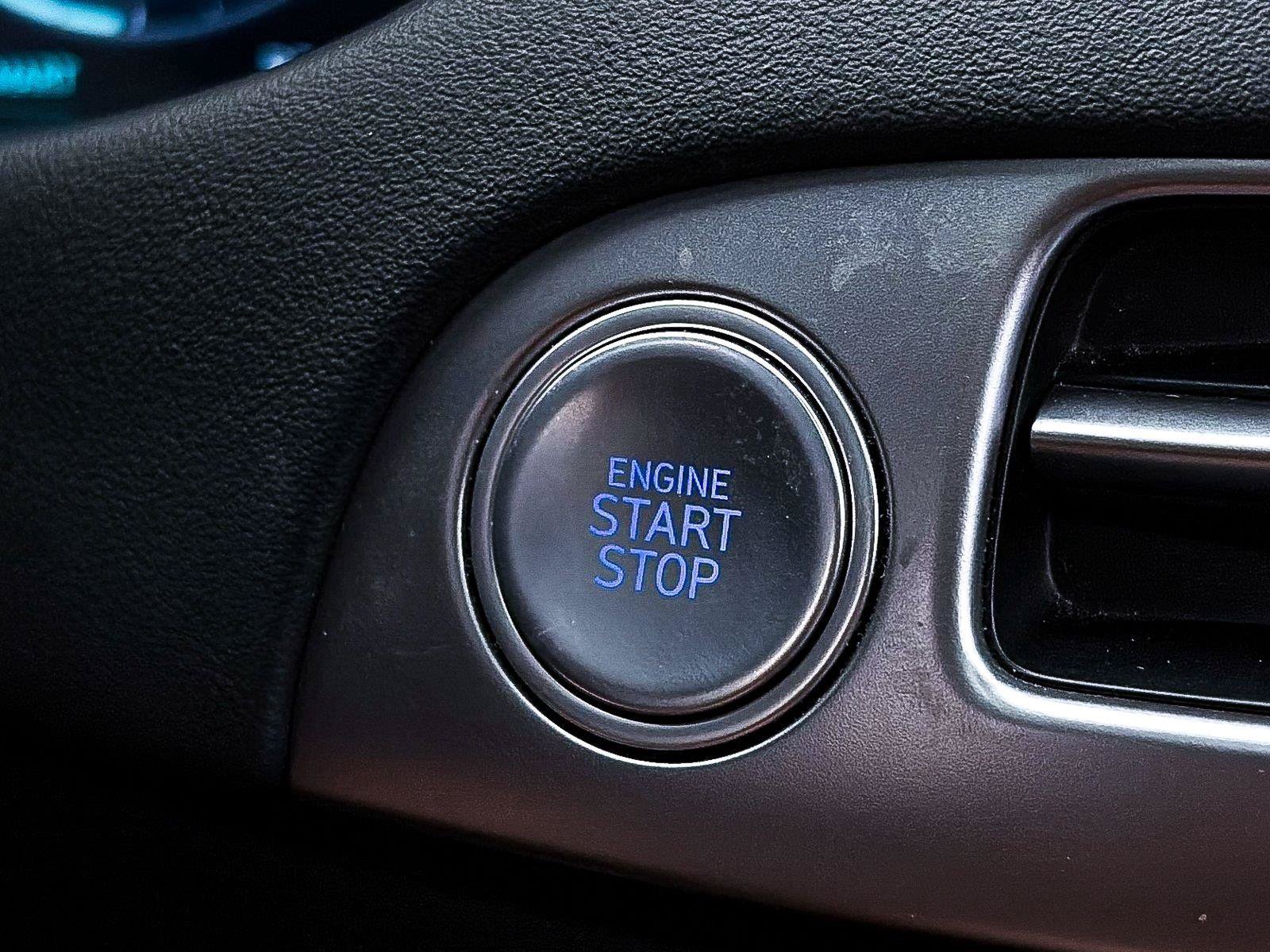 Used 2023 Hyundai Palisade SEL w/ Premium Package FWD image 29