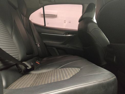 Used 2021 Toyota Camry SE FWD image 19
