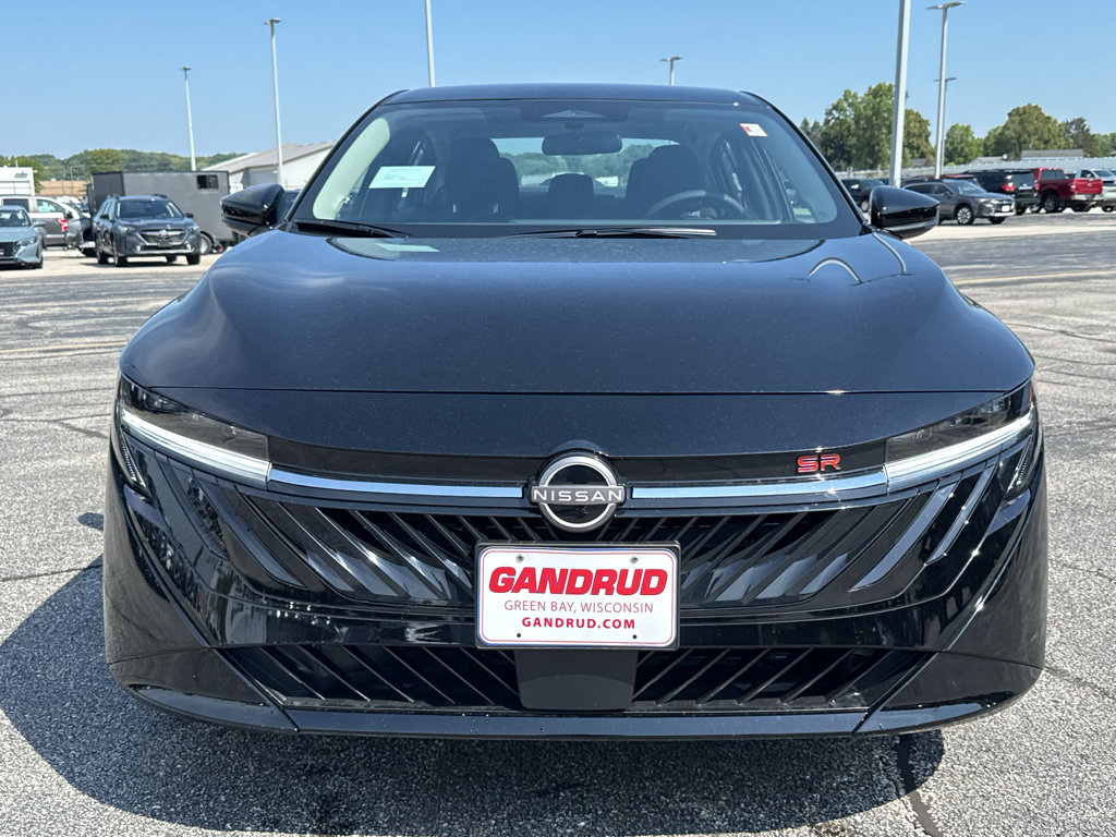 New 2027 Nissan Sentra SR FWD image 3