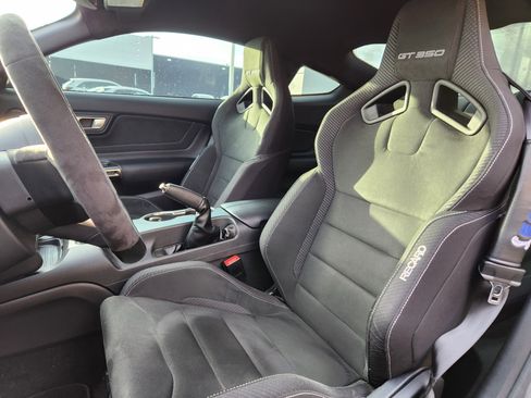 Used 2018 Ford Mustang Shelby GT350 w/ Electronics Package image 11