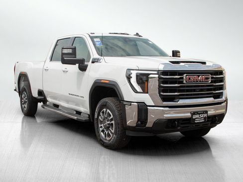 Used 2024 GMC Sierra 2500 SLE AWD/4WD image 7