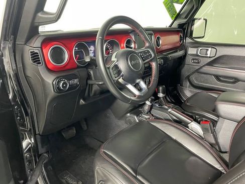 Used 2020 Jeep Wrangler Unlimited Rubicon AWD/4WD image 3
