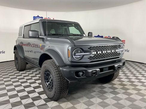 New 2026 Ford Bronco Badlands AWD/4WD image 1