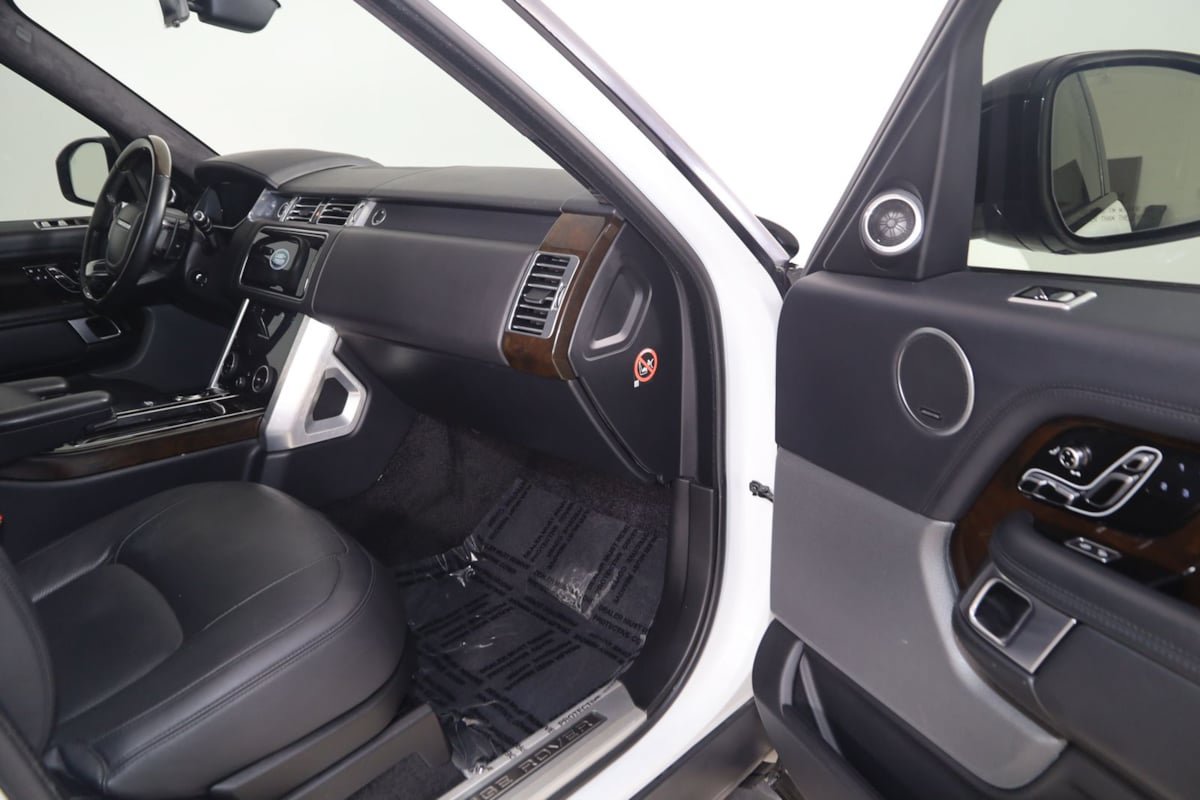 Used 2018 Land Rover Range Rover Supercharged AWD/4WD image 39